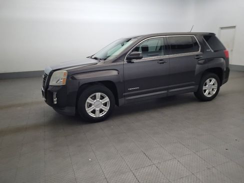 Used 2015 GMC Terrain SLE image 2