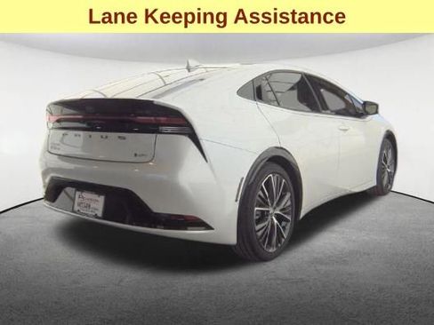 Used 2024 Toyota Prius XLE image 5