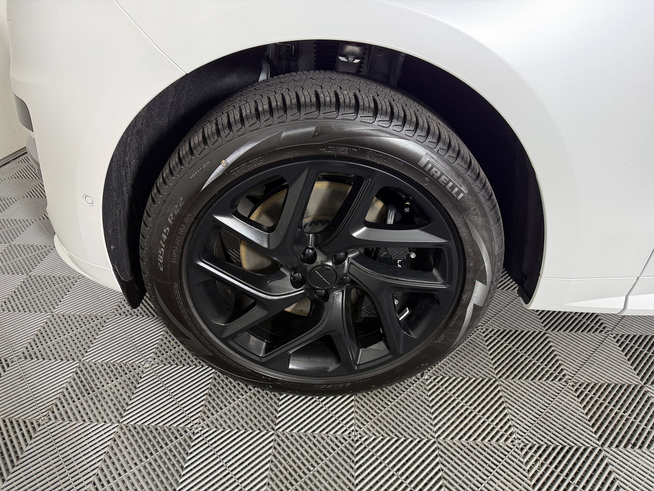 New 2027 Land Rover Range Rover Sport Battersea AWD/4WD image 13