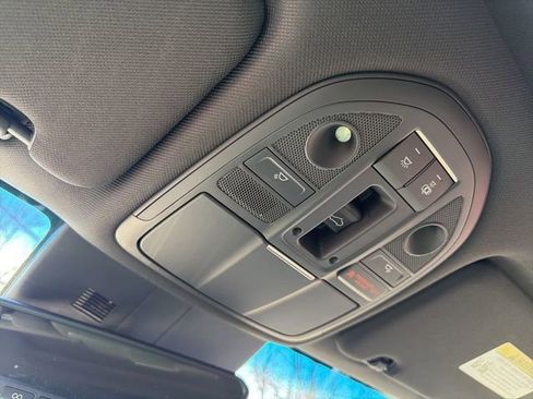 Used 2023 Genesis G70 2.0T w/ Sport Prestige Package image 30