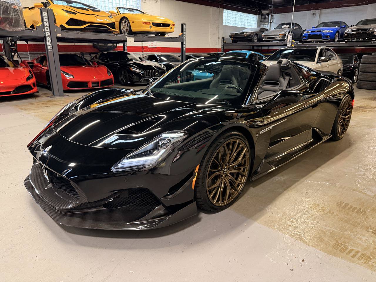 Used 2023 Maserati MC20 Spyder RWD image 10
