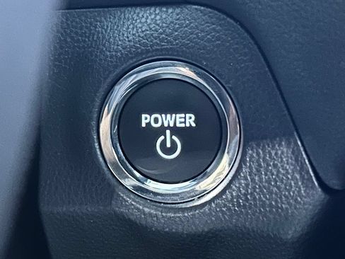 Used 2025 Toyota RAV4 XSE AWD/4WD image 33