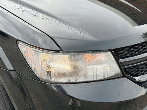 Used 2019 Dodge Journey SE w/ Connectivity Group FWD image 31