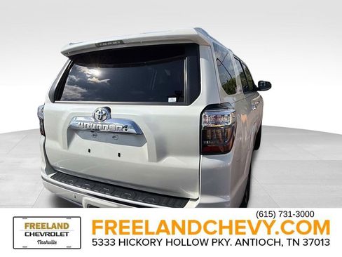 Used 2021 Toyota 4Runner Limited AWD/4WD image 3