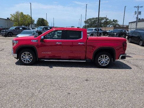 Used 2020 GMC Sierra 1500 SLT RWD image 2