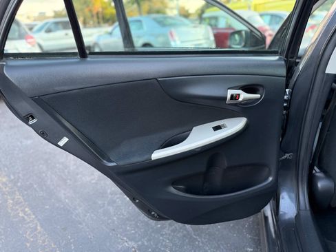 Used 2010 Toyota Corolla S FWD image 12