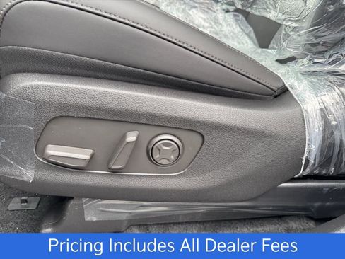 New 2026 Kia Carnival EX FWD image 13