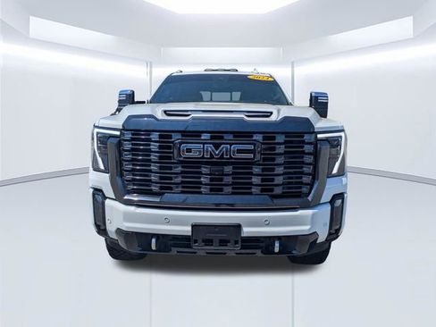Used 2024 GMC Sierra 2500 Denali Ultimate image 10