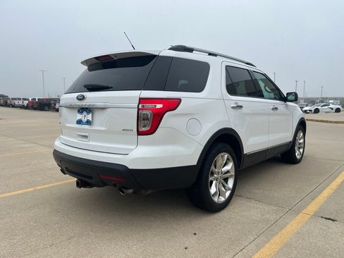 Used 2013 Ford Explorer XLT AWD/4WD image 4