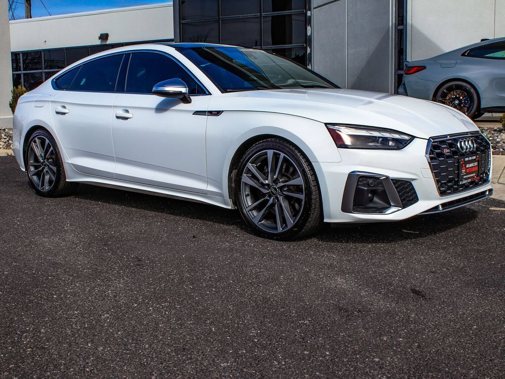 Used 2022 Audi S5 Premium AWD/4WD image 3