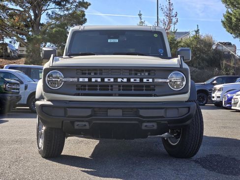 New 2025 Ford Bronco Big Bend image 3
