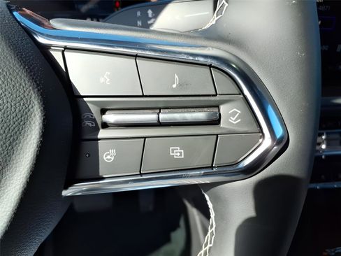 New 2026 Chevrolet Traverse LT w/ Driver Confidence Package image 21