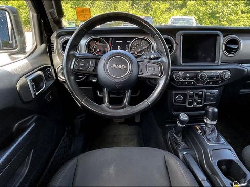 Used 2022 Jeep Wrangler Unlimited Sport w/ Xtreme Recon 35" Tire Package AWD/4WD image 5
