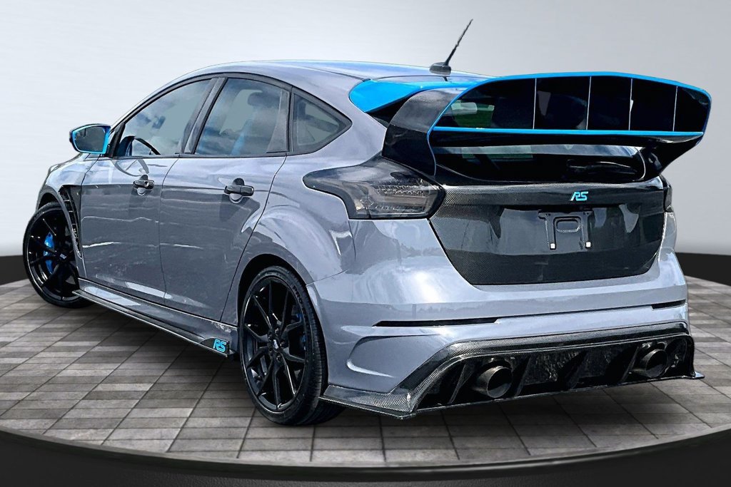 Used 2017 Ford Focus RS AWD/4WD image 14