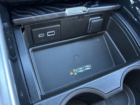 Certified 2023 GMC Yukon Denali image 38