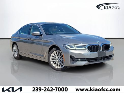 Used 2023 BMW 530i RWD image 1