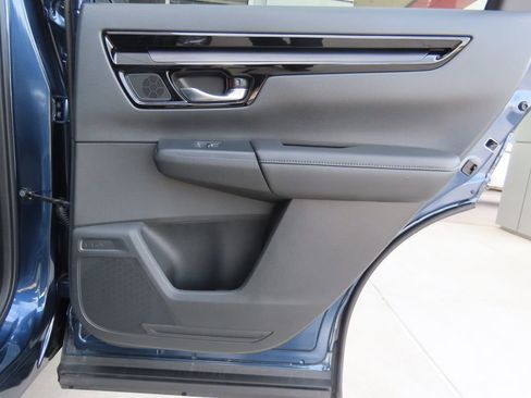 Used 2023 Honda CR-V EX-L image 26