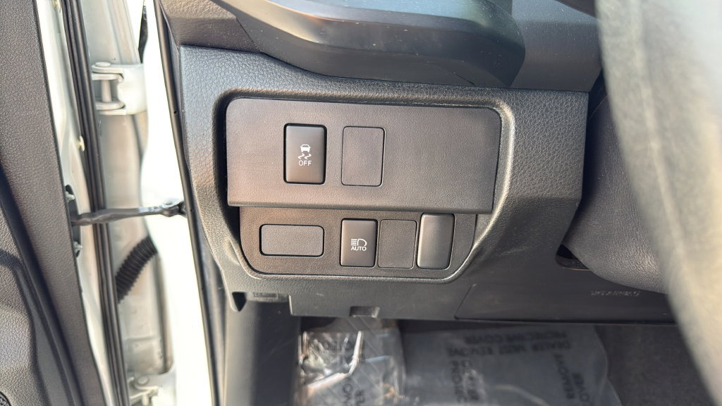 Used 2023 Toyota Tacoma SR RWD image 28