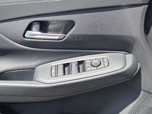 New 2027 Nissan Sentra S w/ Floor Mat Package FWD image 30