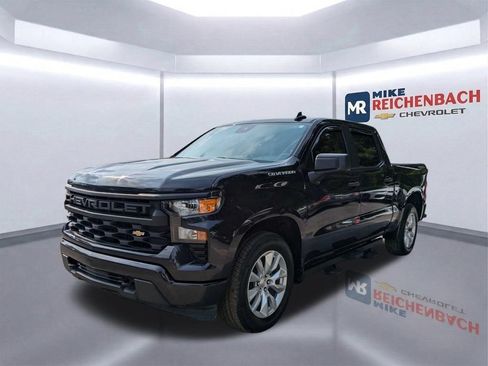 Used 2023 Chevrolet Silverado 1500 Custom AWD/4WD image 8