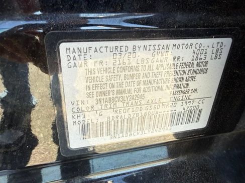 Used 2020 Nissan Sentra SV FWD image 17