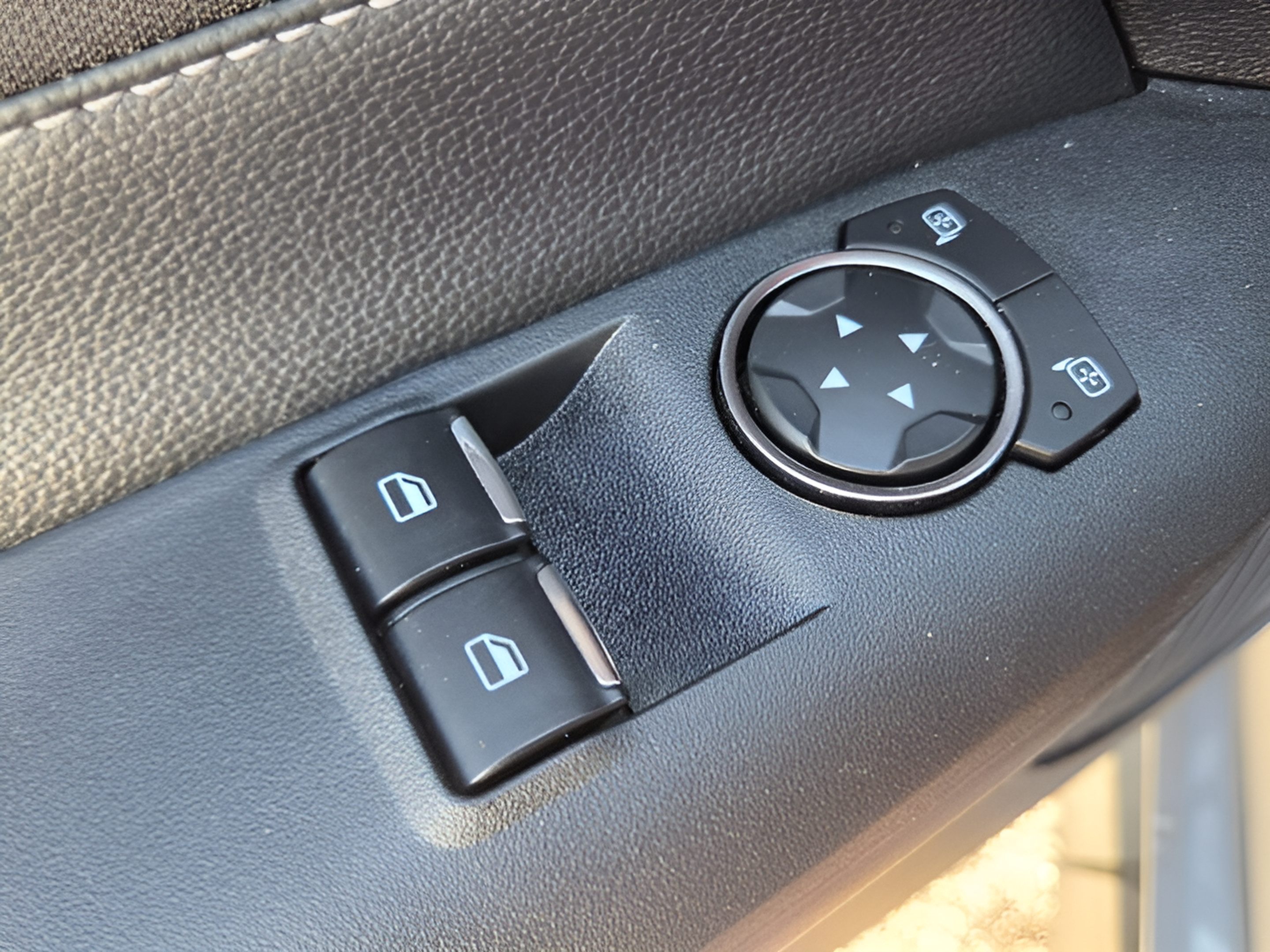 Used 2020 Ford Mustang GT RWD image 34
