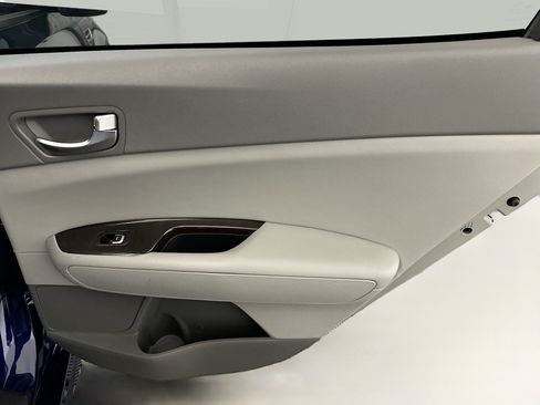 Used 2017 Kia Optima EX w/ Premium Package image 32