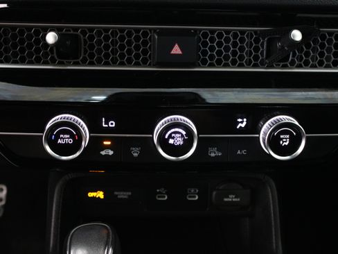 Used 2025 Honda Civic Sport image 19