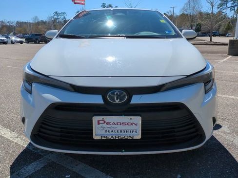Used 2023 Toyota Corolla LE image 9