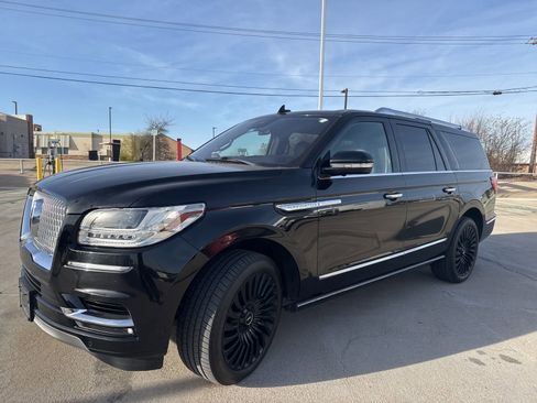 Used 2019 Lincoln Navigator L Reserve image 7