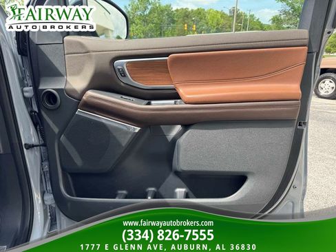 Used 2025 Ford Expedition Max King Ranch AWD/4WD image 34