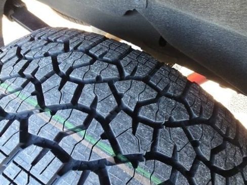 Used 2023 Chevrolet Silverado 1500 RST image 13