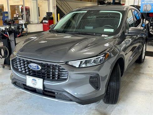 New 2025 Ford Escape Active w/ Cold Weather Package image 3