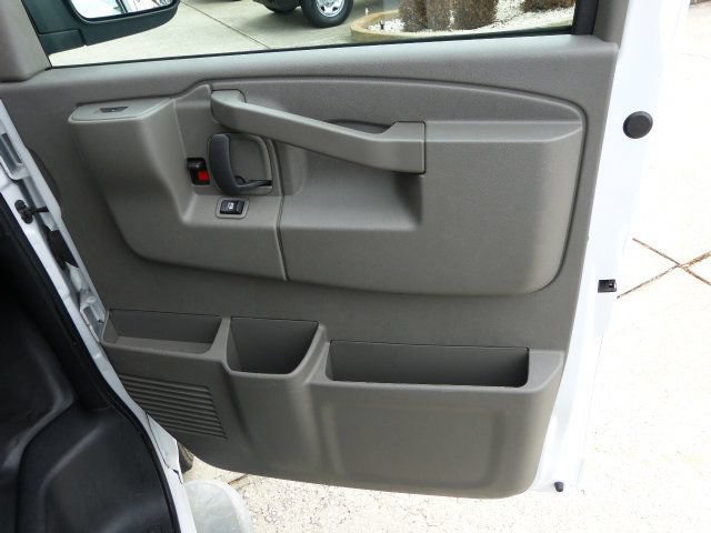 Used 2024 GMC Savana 2500 w/ Driver Convenience Package RWD image 23