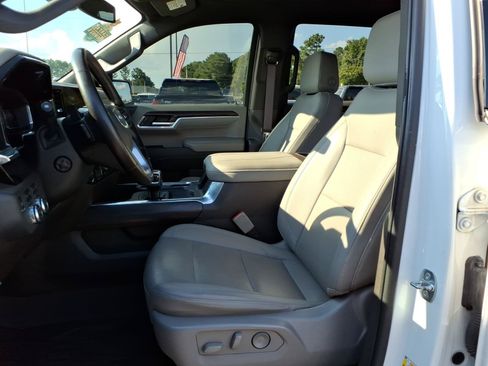 Used 2023 GMC Sierra 1500 SLT w/ SLT Premium Plus Package AWD/4WD image 20