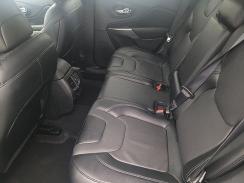 Used 2022 Jeep Cherokee Latitude Lux AWD/4WD image 18