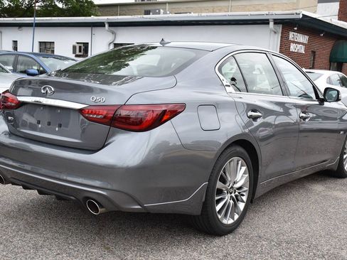Used 2019 INFINITI Q50 Luxe w/ Essential Package (3.0T Luxe) AWD/4WD image 7