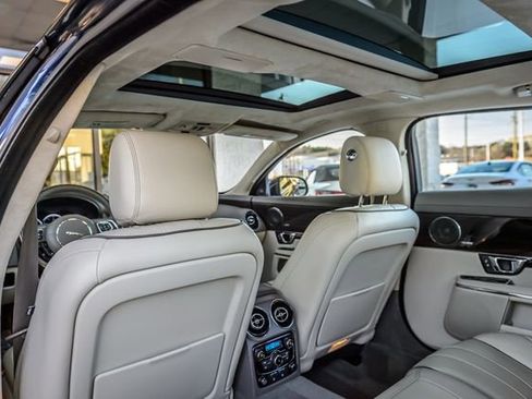 Used 2015 Jaguar XJ L Portfolio image 46