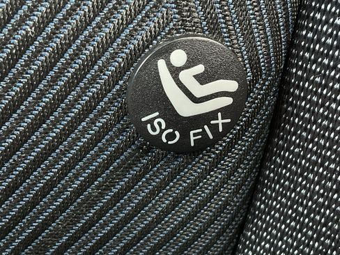 Used 2025 Nissan Versa SV image 16