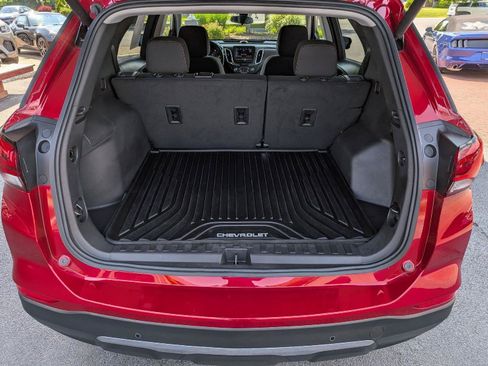 Used 2024 Chevrolet Equinox LT AWD/4WD image 8
