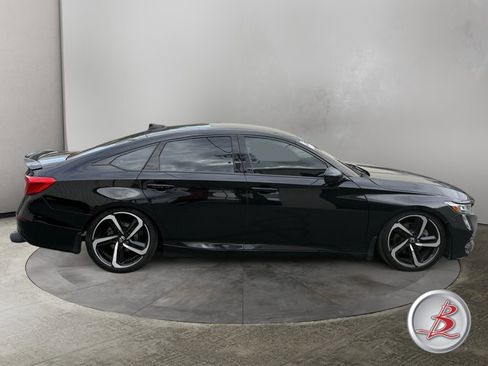 Used 2020 Honda Accord Sport image 8