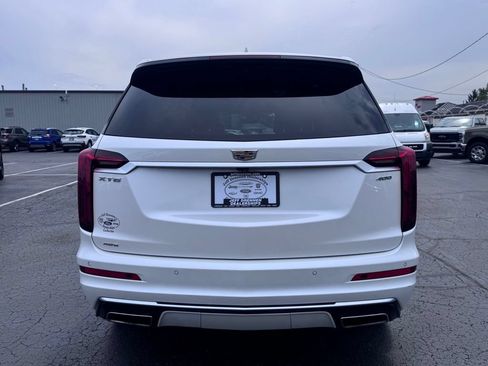 Used 2021 Cadillac XT6 Premium Luxury AWD/4WD image 6