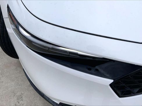 Used 2023 Honda Accord EX image 27
