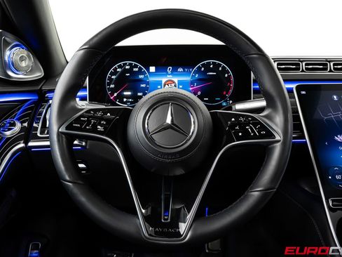 Used 2022 Mercedes-Benz Maybach S 580 4MATIC image 29