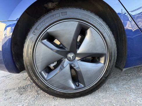 Used 2019 Tesla Model 3 Long Range image 22