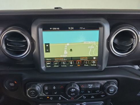 Used 2022 Jeep Wrangler Unlimited Rubicon w/ Xtreme Recon 35" Tire Package image 9