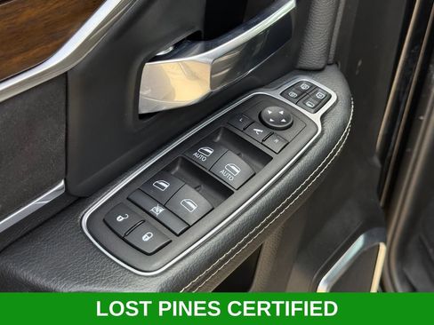 Used 2024 RAM 2500 Laramie AWD/4WD image 7