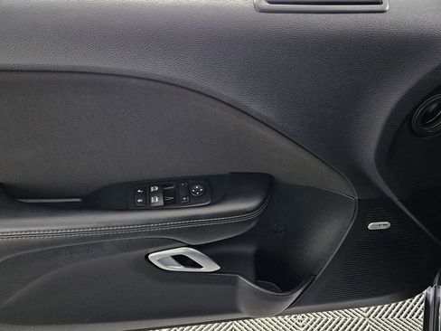 Used 2016 Dodge Challenger SXT w/ Blacktop Package image 26