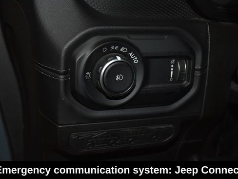 Used 2024 Jeep Wrangler Unlimited Rubicon AWD/4WD image 15