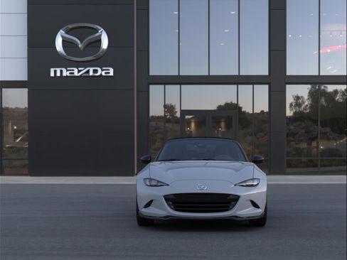 New 2026 MAZDA MX-5 Miata Club w/ Interior Package RWD image 6